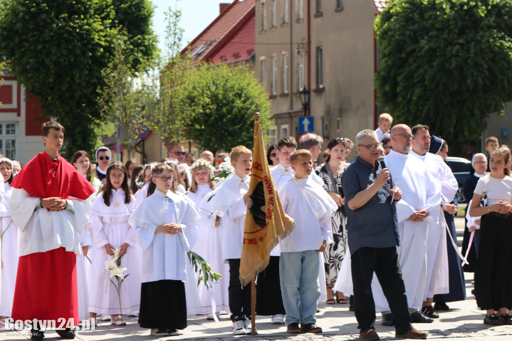 Procesja Bożego Ciała ulicami Gostynia