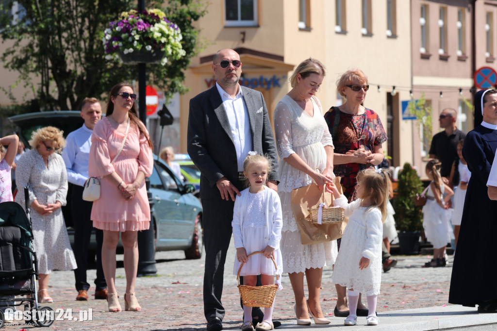 Procesja Bożego Ciała ulicami Gostynia