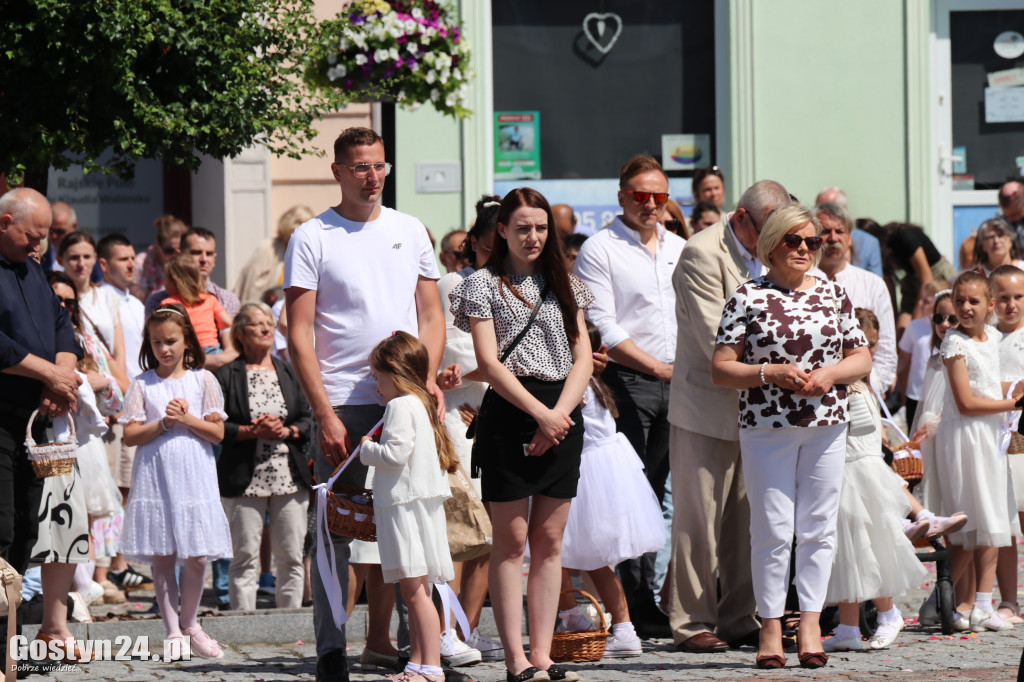 Procesja Bożego Ciała ulicami Gostynia
