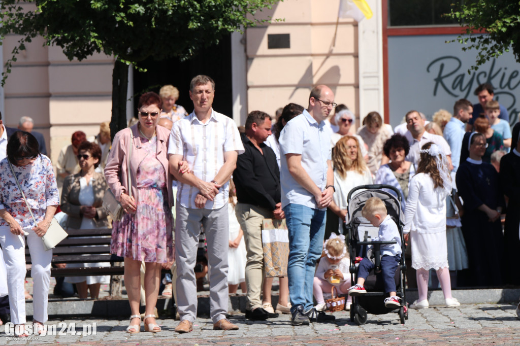 Procesja Bożego Ciała ulicami Gostynia
