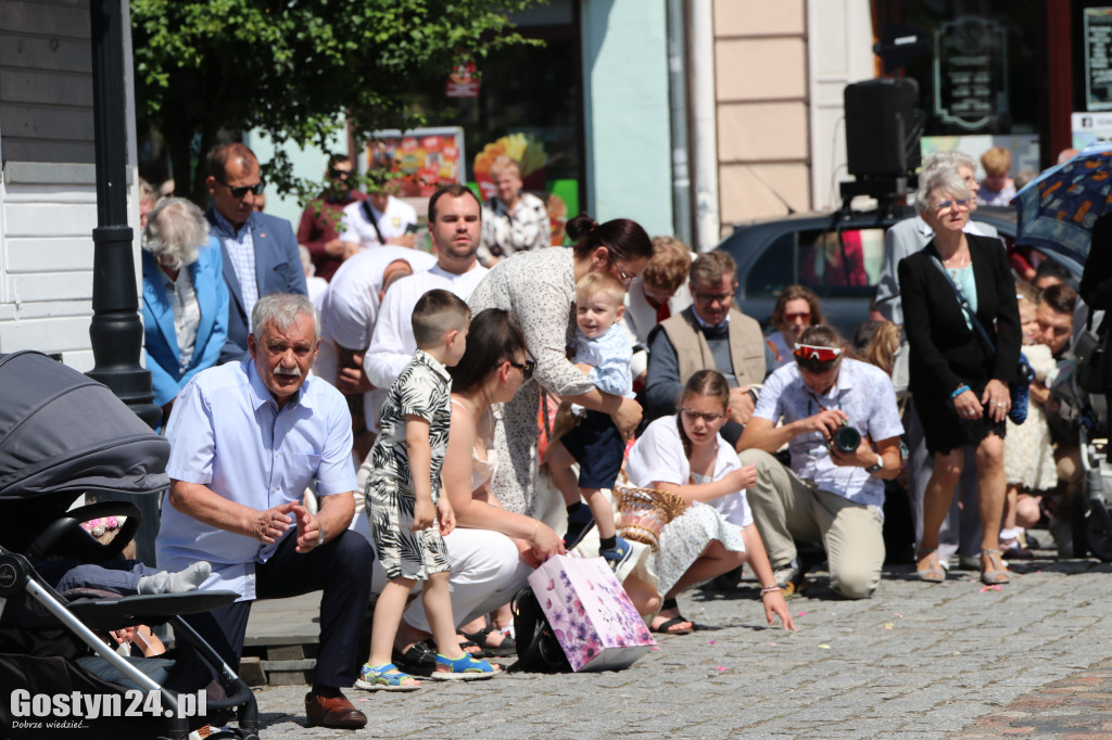 Procesja Bożego Ciała ulicami Gostynia