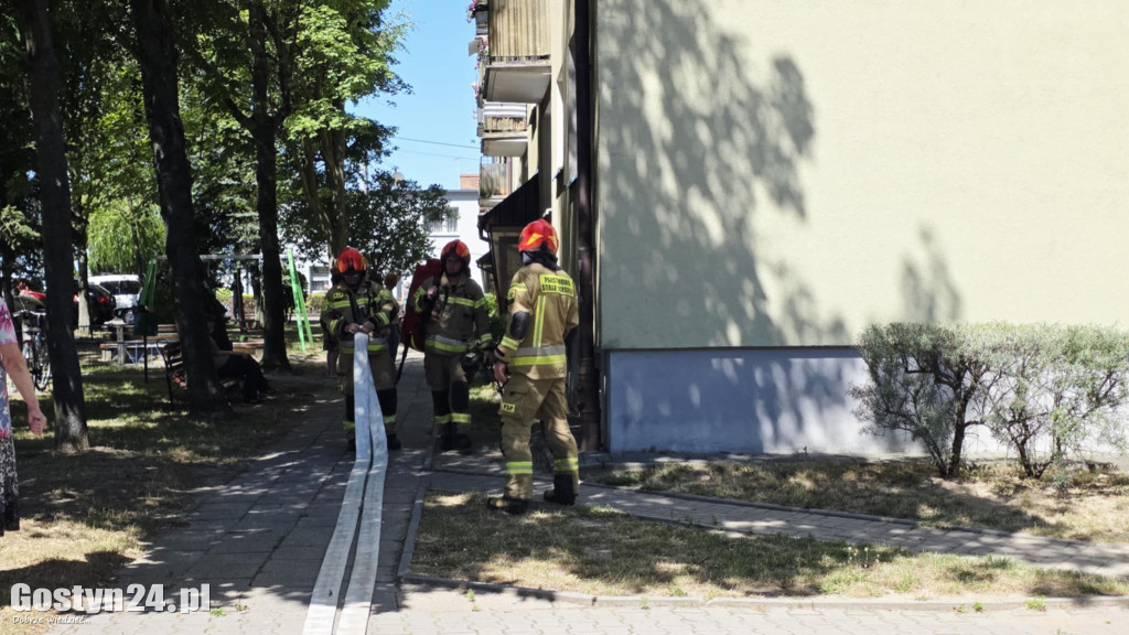 Interwencja strażaków na gostyńskim osiedlu