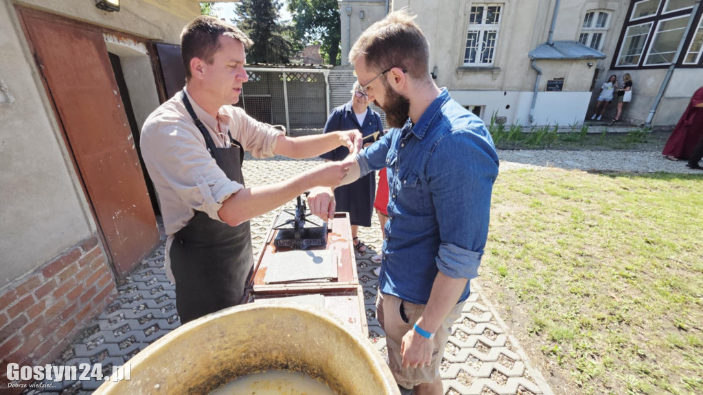 Średniowieczny festyn w gostyńskiej farze