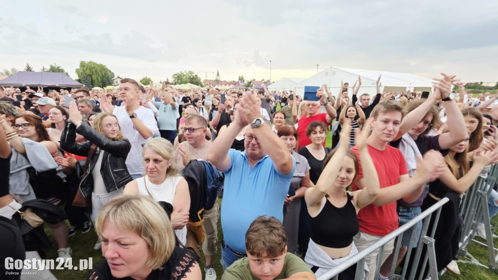 Koncert zespołu ŁZY w Poniecu