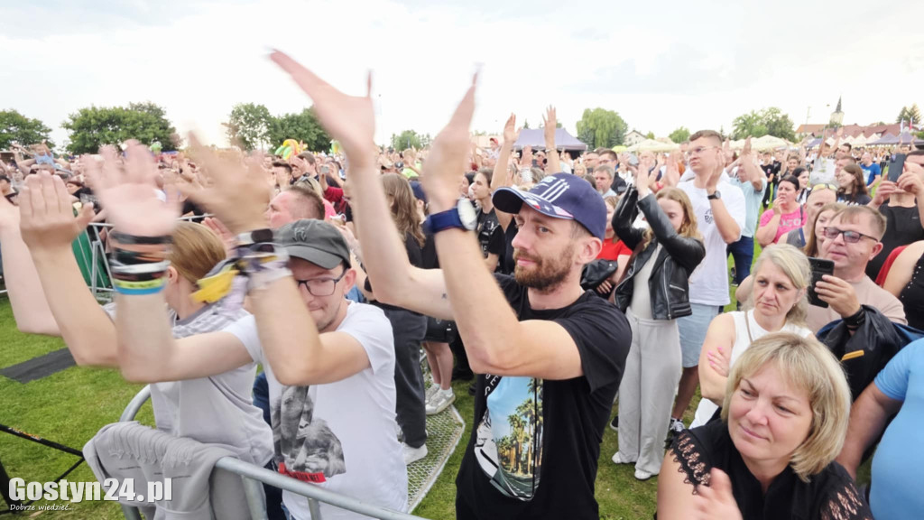 Koncert zespołu ŁZY w Poniecu