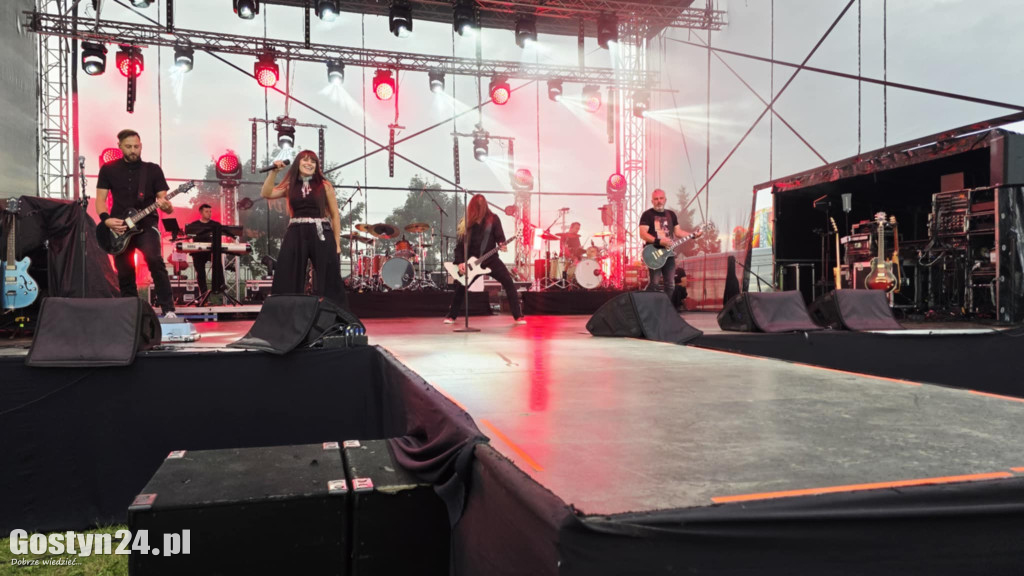 Koncert zespołu ŁZY w Poniecu