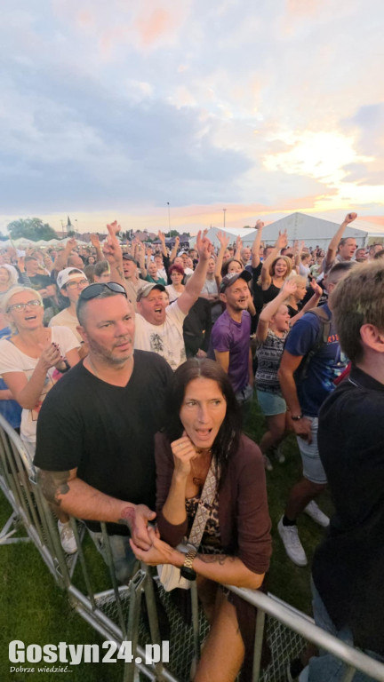 Koncert zespołu ŁZY w Poniecu