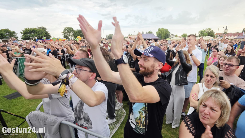 Koncert zespołu ŁZY w Poniecu