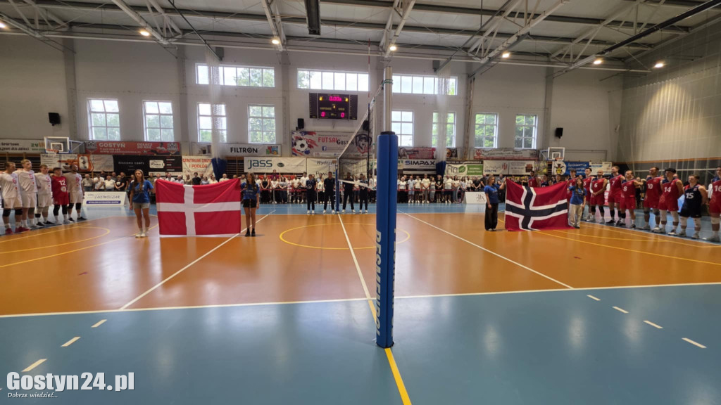 Mecz Norwegia-Dania w gostyńskim LO