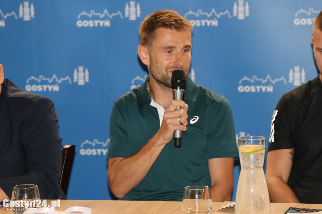 Piątkowa konferencja prasowa przed biegiem GO5 Gostyń