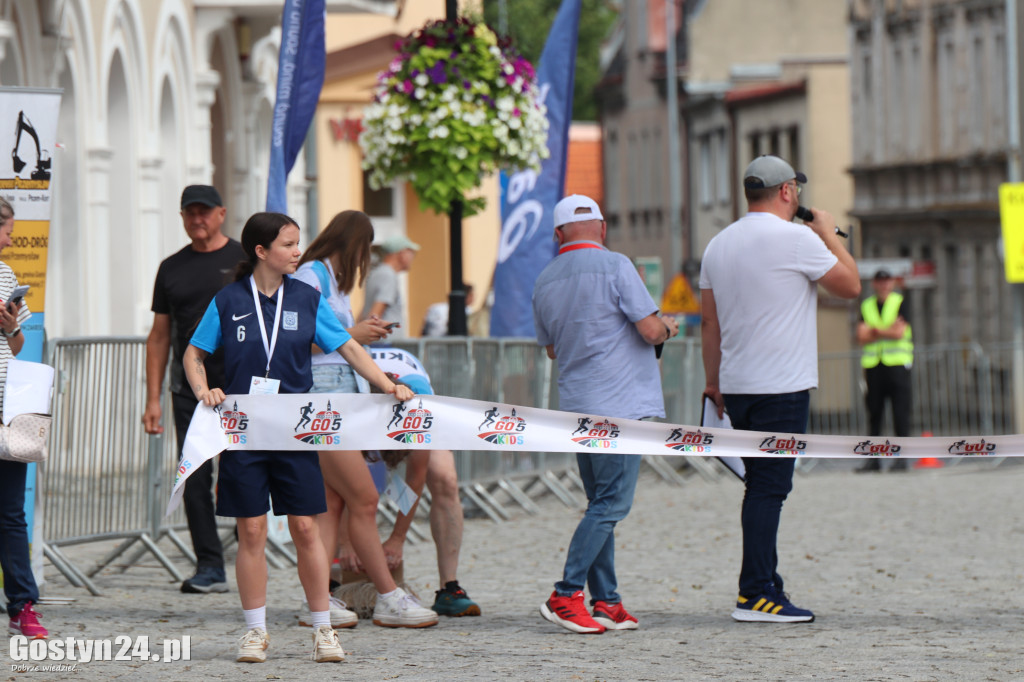 Biegi dzieci podczas GO5 - Gostyń