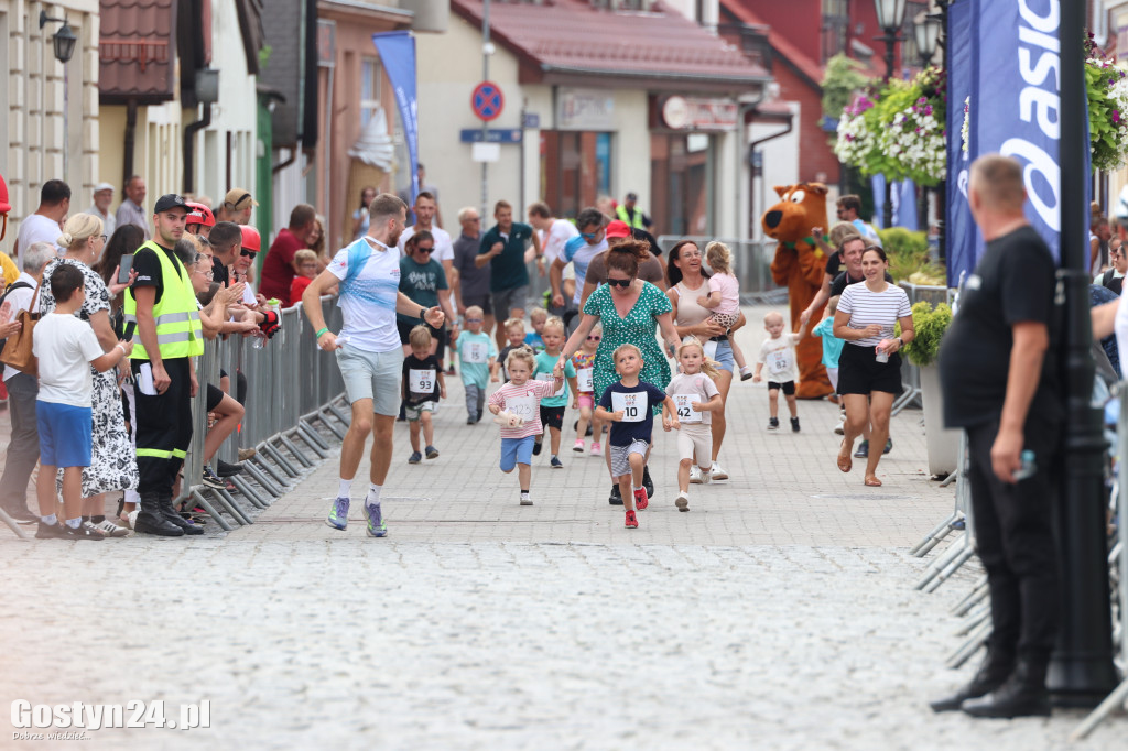 Biegi dzieci podczas GO5 - Gostyń