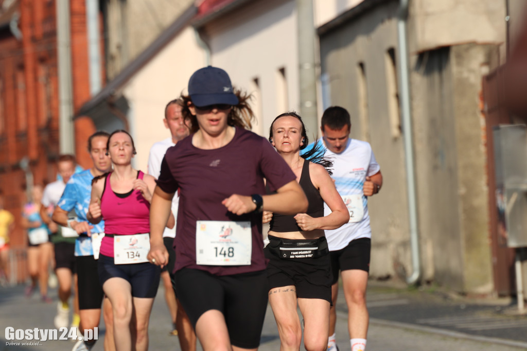 Biegi GO 5 Gostyń. Ogromne tempo na trasie