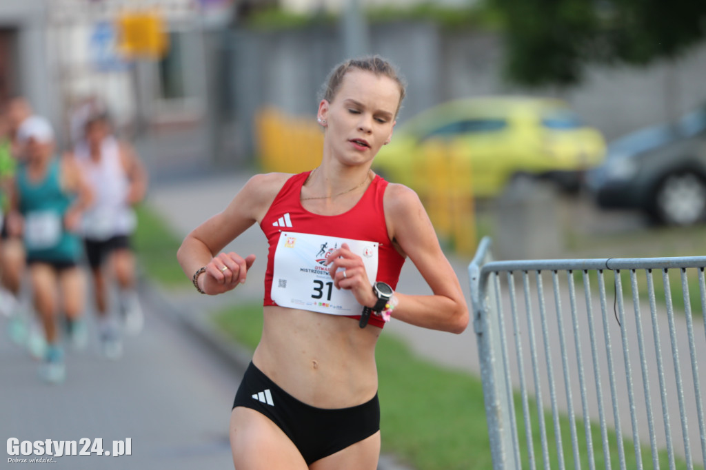 Biegi GO 5 Gostyń. Ogromne tempo na trasie