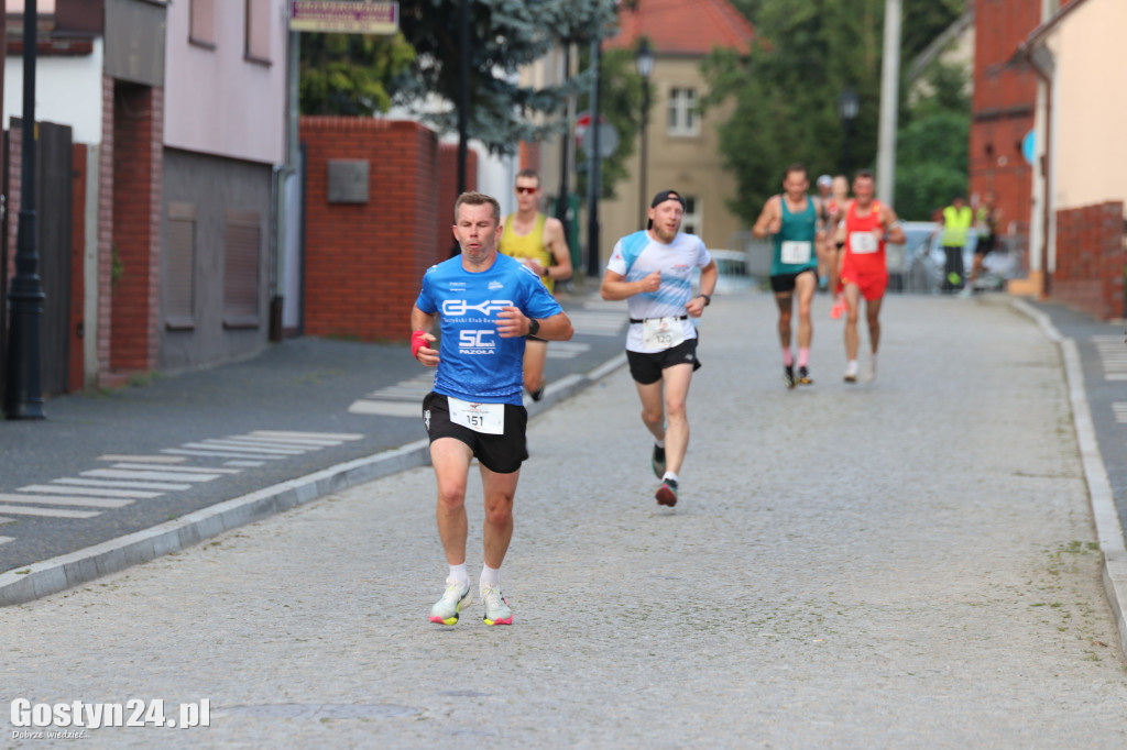 Biegi GO 5 Gostyń. Ogromne tempo na trasie