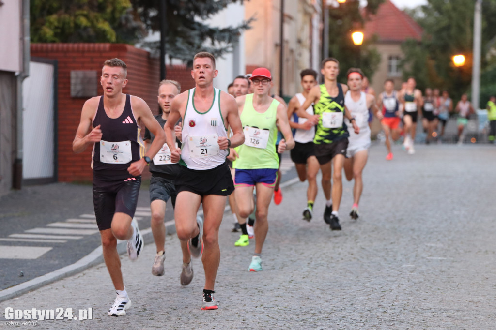 Biegi GO 5 Gostyń. Ogromne tempo na trasie