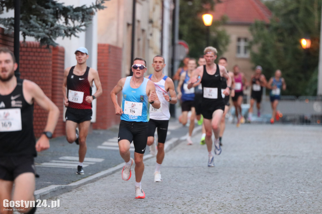 Biegi GO 5 Gostyń. Ogromne tempo na trasie