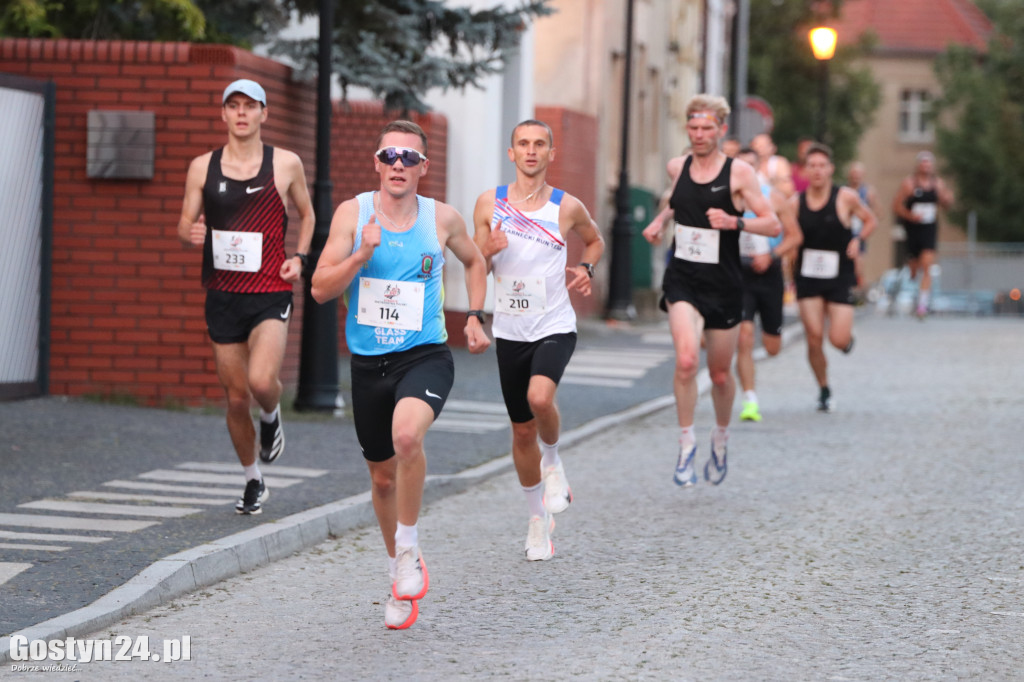 Biegi GO 5 Gostyń. Ogromne tempo na trasie