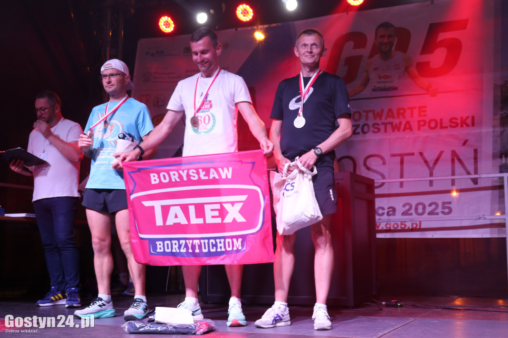 Biegi GO 5 Gostyń. Ogromne tempo na trasie