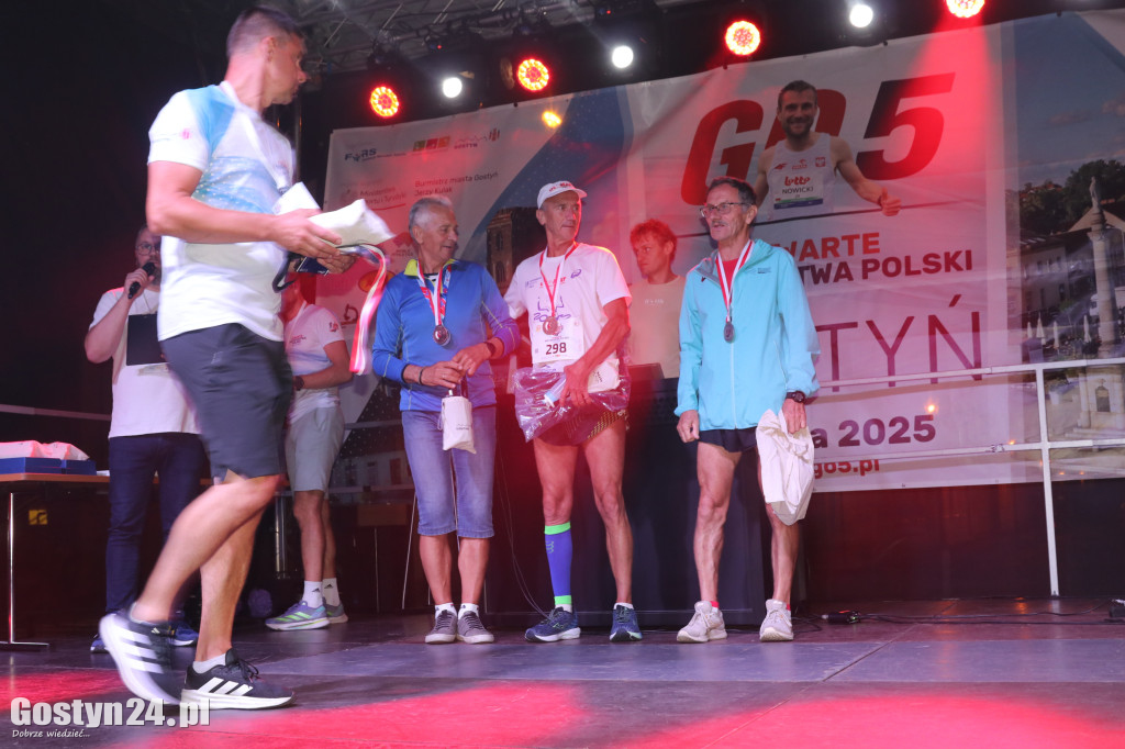 Biegi GO 5 Gostyń. Ogromne tempo na trasie