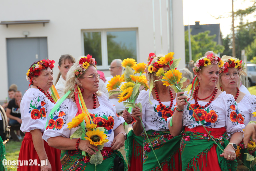 Dożynki w podgostyńskiej wsi Brzezie