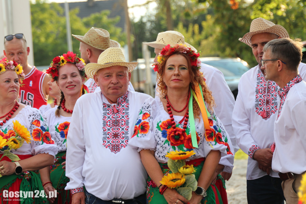 Dożynki w podgostyńskiej wsi Brzezie