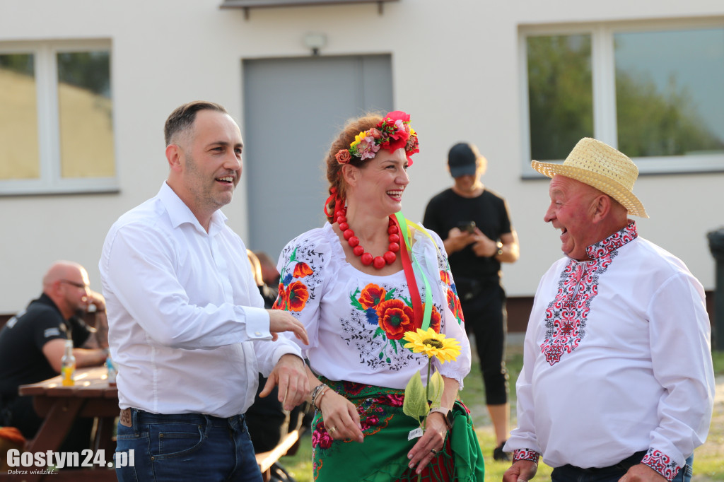 Dożynki w podgostyńskiej wsi Brzezie
