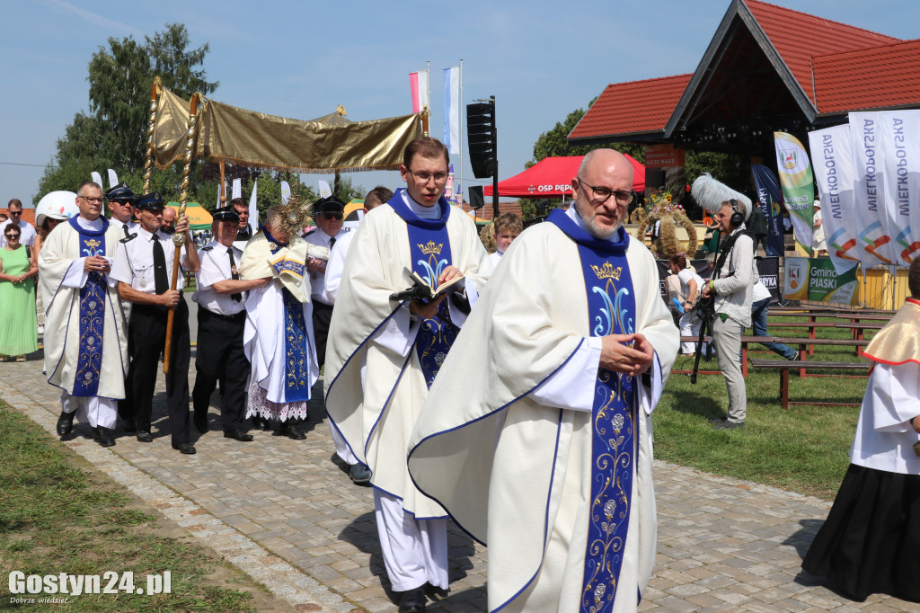 Dożynki powiatowe na Świętej Górze