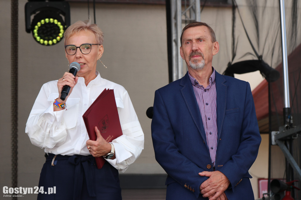Dożynki Gminne na rynku w Pogorzeli