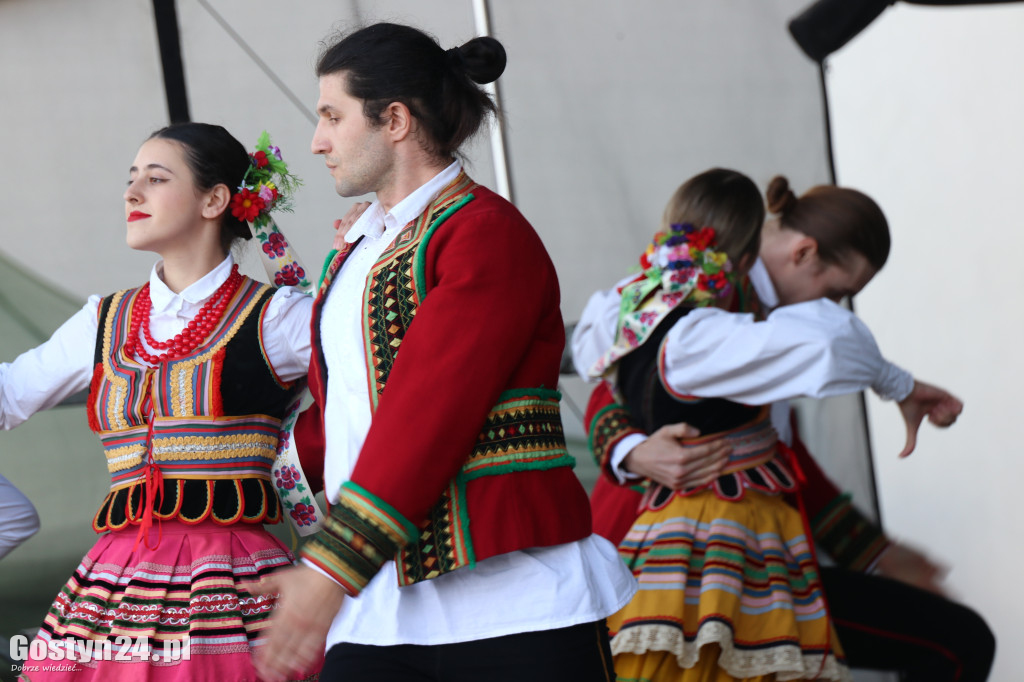 Dożynki Gminne na rynku w Pogorzeli