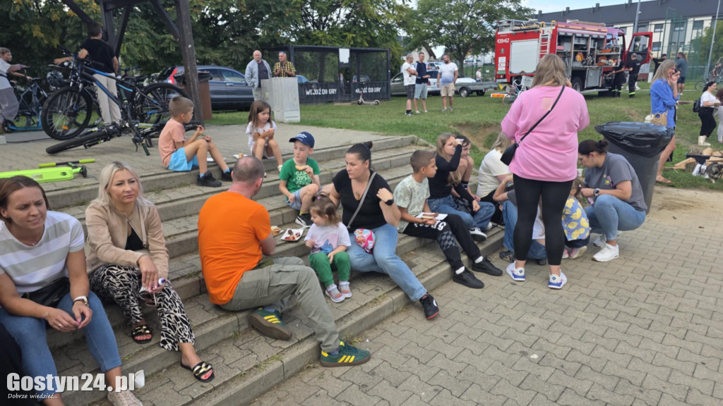 Ognisko na pożegnanie lata na Pożegowie