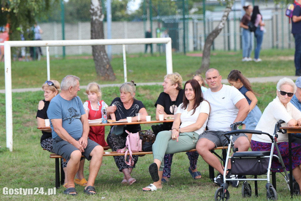 Ognisko na pożegnanie lata na Pożegowie