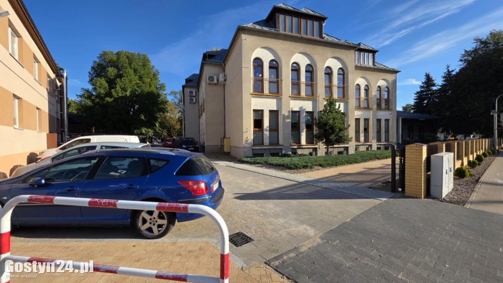 Nowe parkingi i modernizacja parku miejskiego w Gostyniu