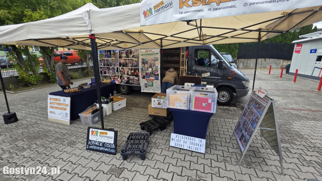 Piknik edukacyjny w ramach Kryminalnego Magla w GOK Hutnik