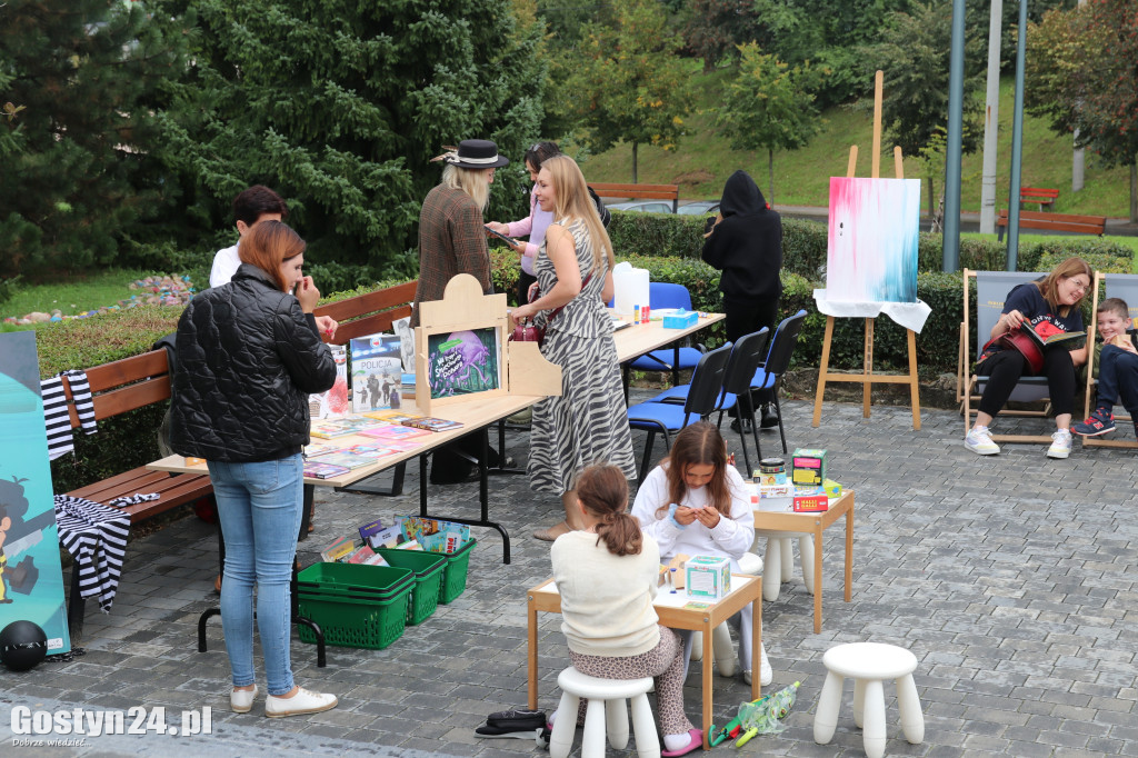 Piknik edukacyjny w ramach Kryminalnego Magla w GOK Hutnik