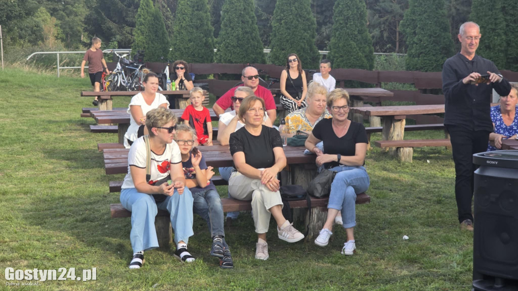 Biesiada harcerska nad Malińczą w Piaskach