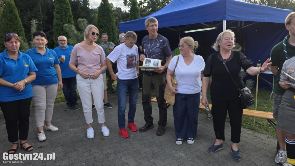 Biesiada harcerska nad Malińczą w Piaskach
