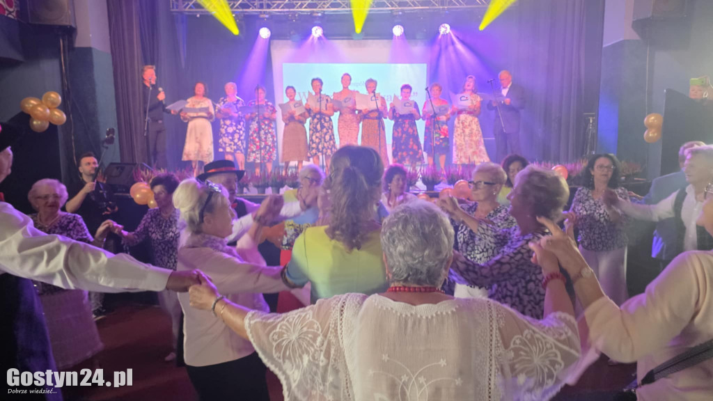 IV Przegląd Piosenki Senioralnej w GOK Hutnik