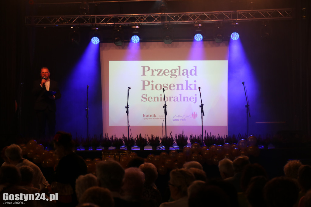 IV Przegląd Piosenki Senioralnej w GOK Hutnik