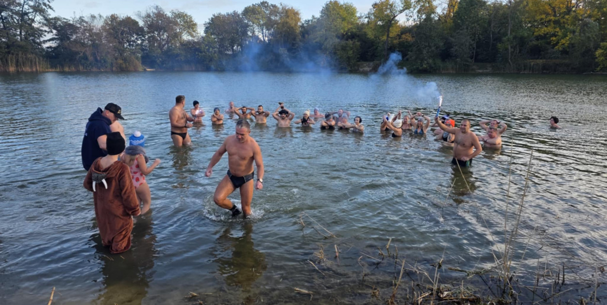 Początek sezonu pępowskich morsów i otwarcie sauny