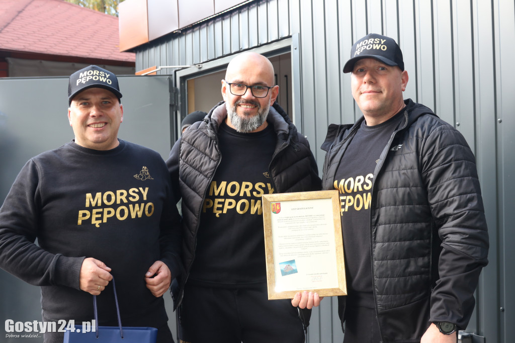 Początek sezonu pępowskich morsów i otwarcie sauny