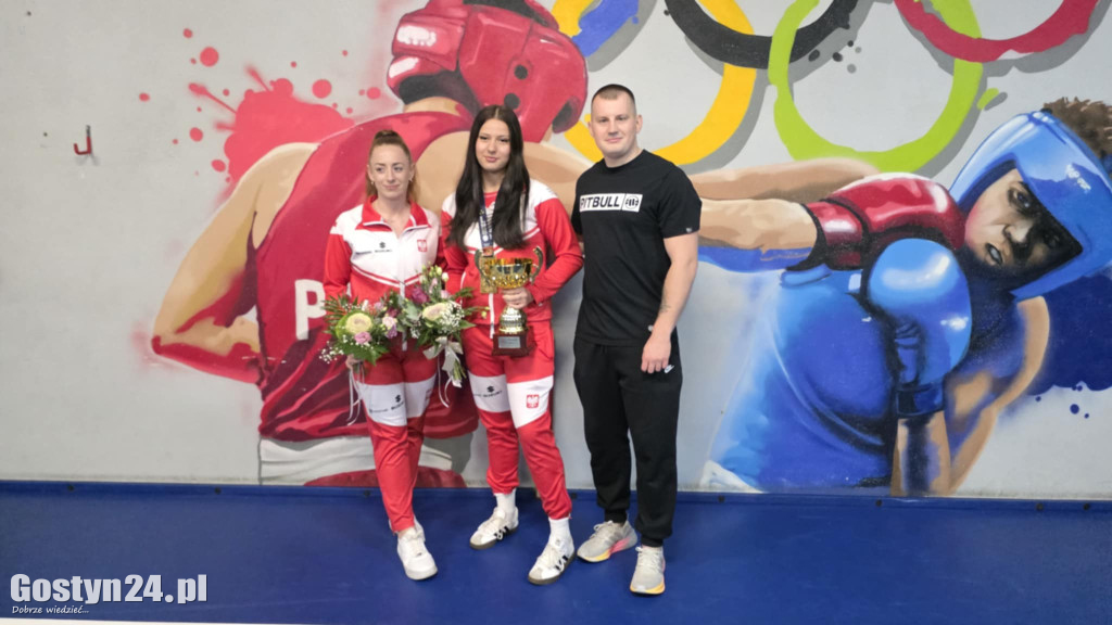 Powitanie Mai Hoffmann i jej trenerki w SWG