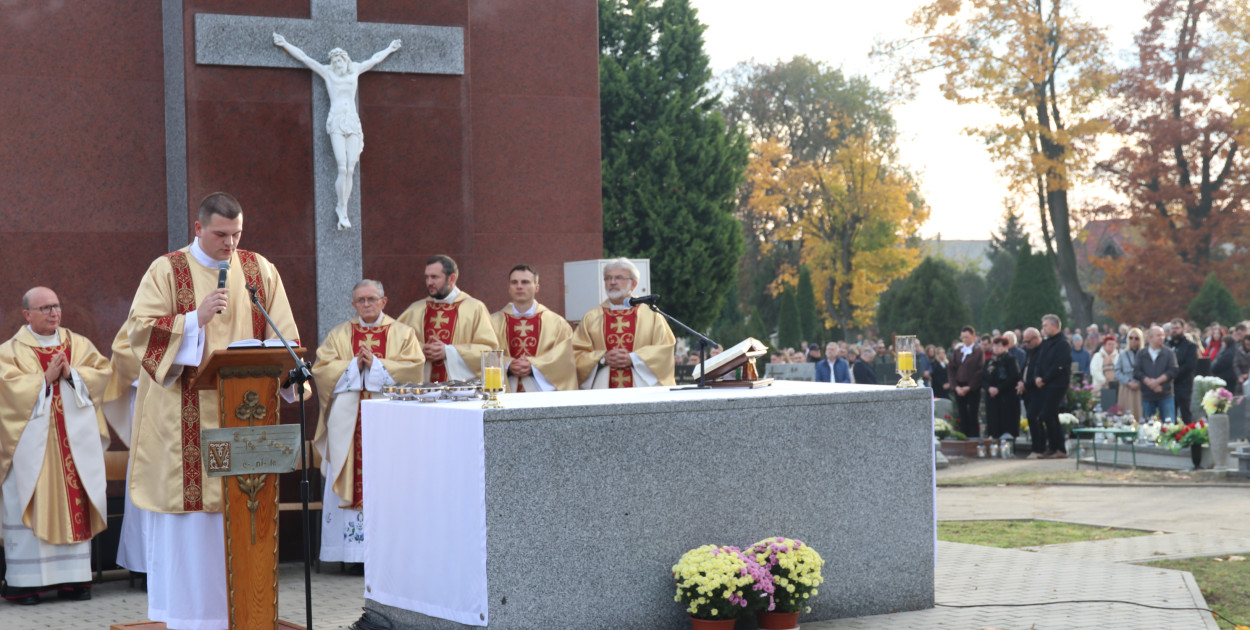 Dzień Wszystkich Świętych 2025 w Gostyniu