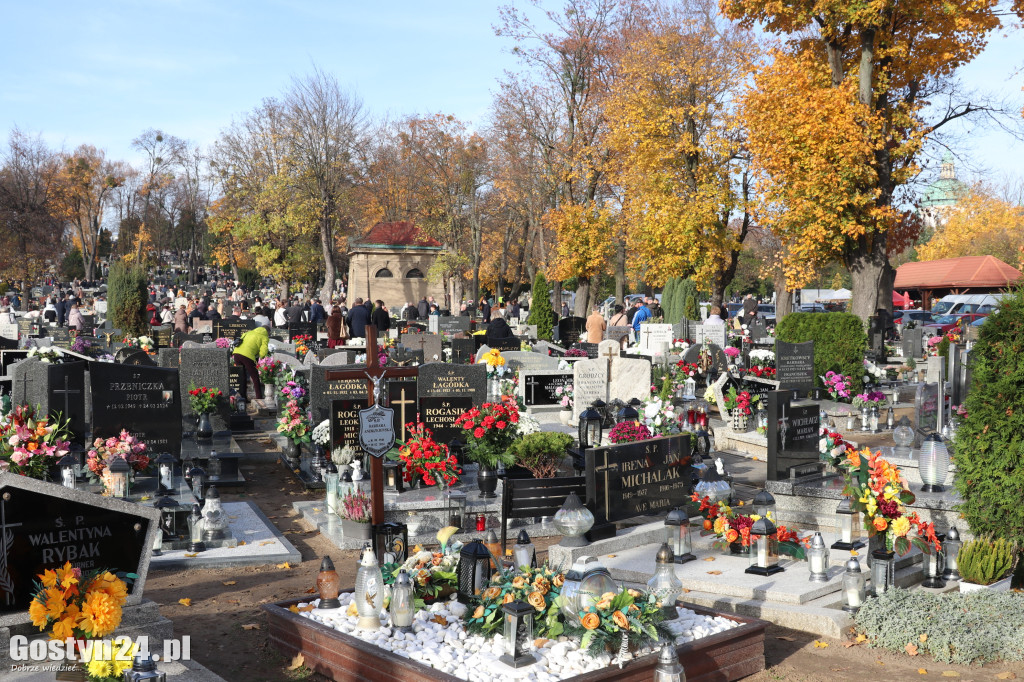 Dzień Wszystkich Świętych 2025 w Gostyniu