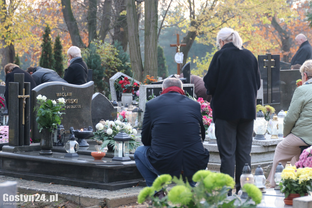 Dzień Wszystkich Świętych 2025 w Gostyniu