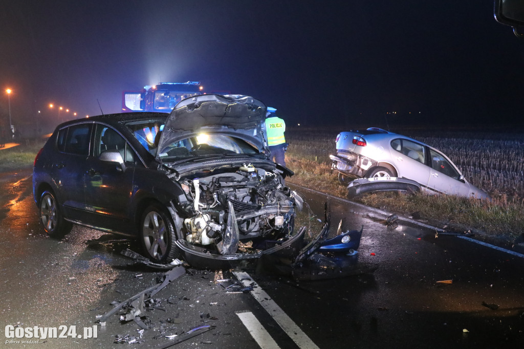 Trzy samochody zderzyły się na DK12 pod Gostyniem