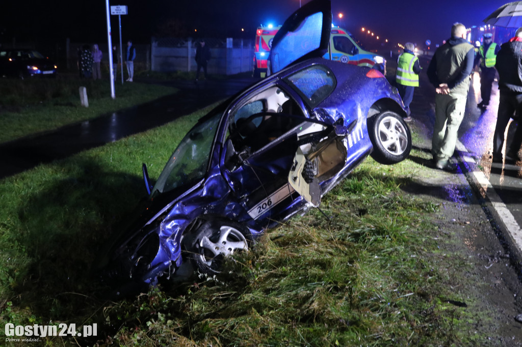 Trzy samochody zderzyły się na DK12 pod Gostyniem