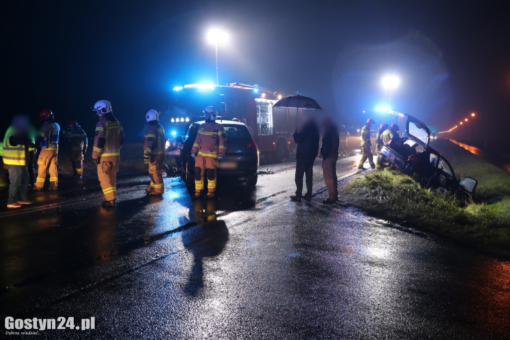 Trzy samochody zderzyły się na DK12 pod Gostyniem
