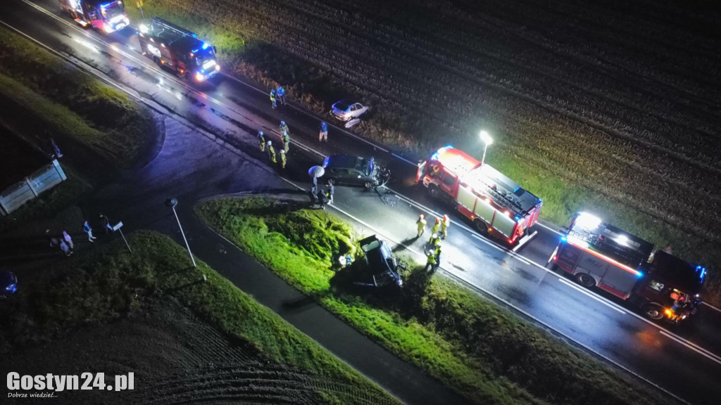 Trzy samochody zderzyły się na DK12 pod Gostyniem