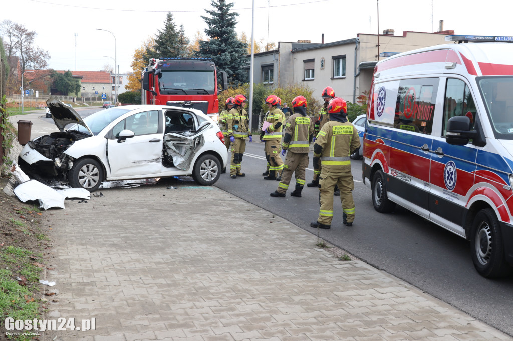 Zderzenie dwóch samochodów w miejscowości Brzezie
